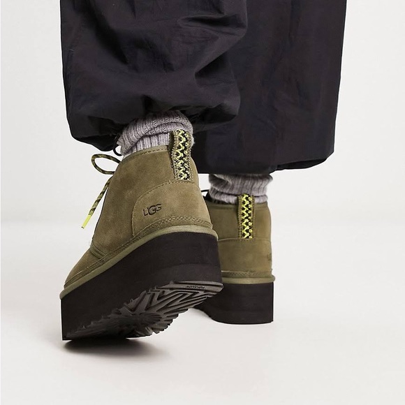 NEW IN BOX Ugg Neumel Heritage Platform Boots in Olive - Picture 2 of 9